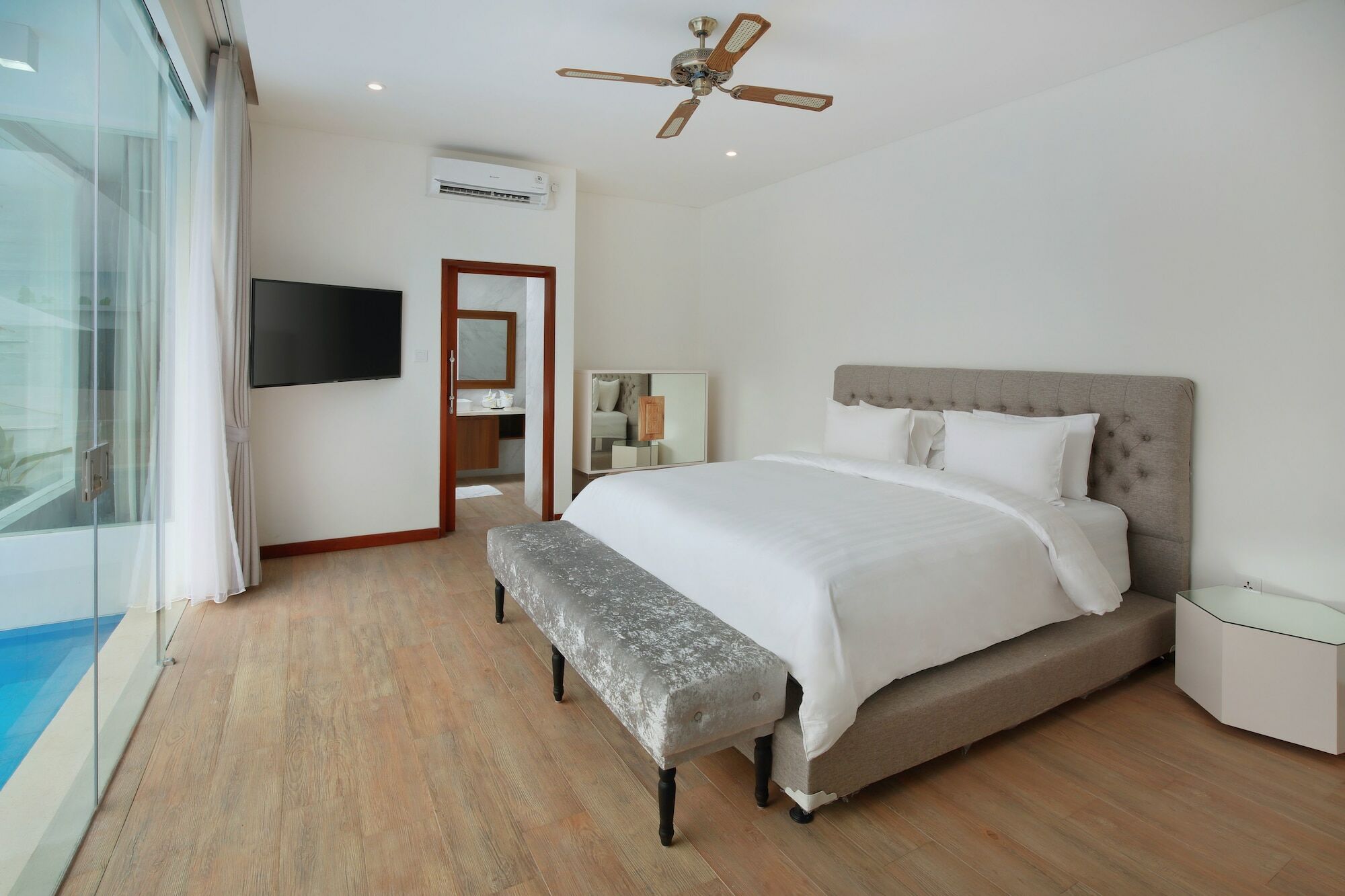 The Daha A Luxury And Seminyak (Bali)